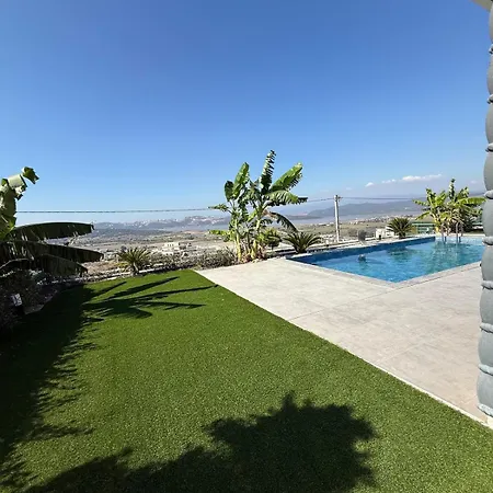 Hébergement de vacances With A Full Private Pool *
