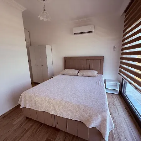 Σπίτι διακοπών With A Full Private Pool *